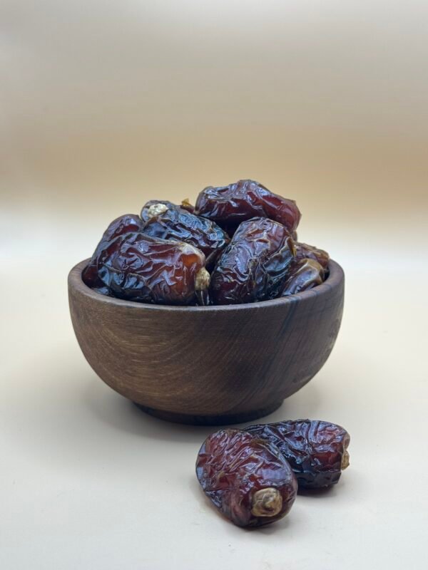 Dattes Majhoul jombo – تمر مجهول جومبو