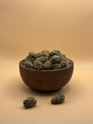 Amandes avec fenouil - لوز بالنافع