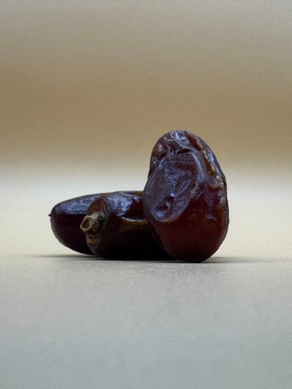 Dattes Mabroum – تمر المبروم